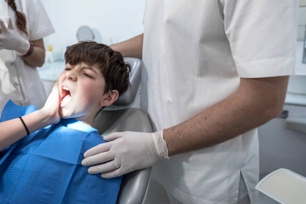Best Dentist for Tooth Abscess  in Ada, OK